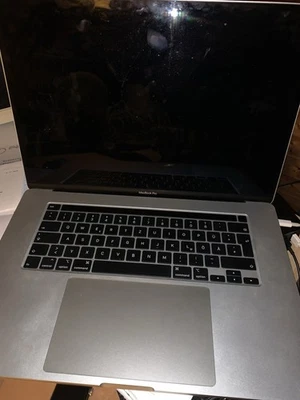 MacBook Pro (16-inch, Mod. 2019) 2,3GHZ i9, 32 GB RAM VAT shown - Image 1 of 3
