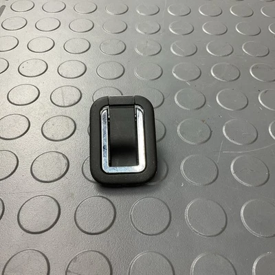 2013-2020 年 INFINITI QX60 后层存储 TRUNK 领带下降比较钩 原始设备制造商 — 第 1/4 张图片