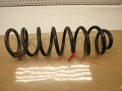 2015 DODGE RAM 1500 PICKUP MOLA HELICOIDAL TRASEIRA AR/BOBINA 05154650AA - Imagem 1 de 4