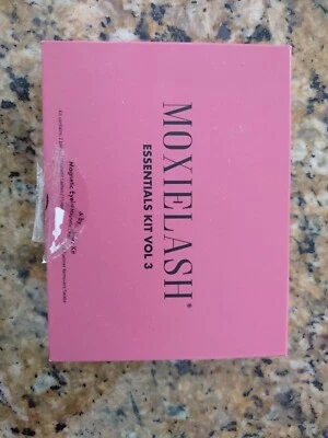 MOXIELASH Essentials Kit (Vol 3) With Magnetic Eyeliner Brand New Open Box - Image 1 of 3