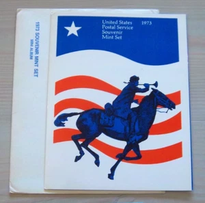 1973 USPS Souvenir Mint Set Complete Year Set / 33 MNH Stamps - [N21S] - Picture 1 of 4