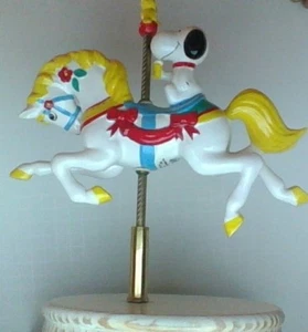 Vintage Peanuts Snoopy "Carousel" 12" Ceramic Willitts Music Box Nice Rare! - Picture 1 of 9