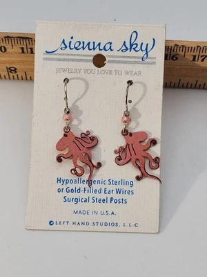 Pendientes hipoalergénicos rosa coral pulpo plata de ley alambres para orejas cielo de Siena Foto 1 de 3