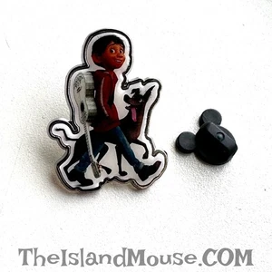 Disney Pixar AMC Stubs Exclusive Coco Miguel Pin - Bild 1 von 1