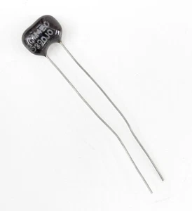 Lot 100 Pcs. NOS CD Cornell Dubilier 39PF 500V 5% Silver Mica Cap Capacitors. CS - Picture 1 of 1