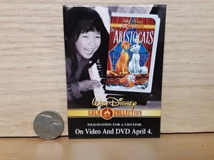 Botón prendedor de película promocional de colección Walt Disney Gold Collection Aristocats - Imagen 1 de 2