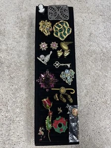 Vintage Lot of 21 Metal/Enamel/Rhinestone Pins, Brooches, Charm/ Tacs Preowned - Picture 1 of 19