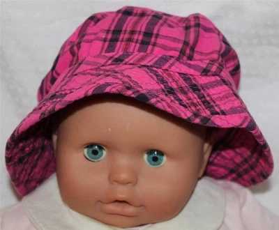NUEVO CON ETIQUETAS THE CHILDRENS PLACE Gorra Sol SOMBRERO Cuadros ROSA/Negro Ropa Talla 18 24 Meses Foto 1 de 2