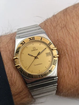 Vintage Omega Constellation Manhattan 18k Gold Bezel Mens Watch Circa 1991 - Image 1 of 4
