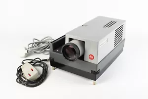 Leitz Pradovit Color 250 35mm Projector + Elmaron 150mm f2.8 Lens. 110/240 Volt - Picture 1 of 17