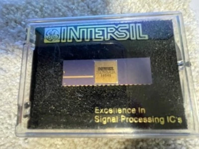 INTERSIL ICL7115JCDL, 40 PINES, S8549 NOS Foto 1 de 2