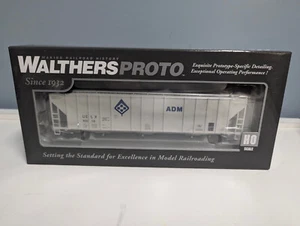 WALTHERS PROTO 58' EVANS 4780 CU FT 3-BAY COVERED HOPPER ADM UELX #10018  - Picture 1 of 2
