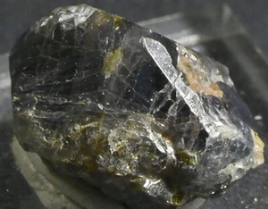 RARE PURPLISH GREY SPINEL! 1.5 x 1 x 1 cm. #20 DES CÈDRES DAM, N-D Du LAUS#20 - Foto 1 di 2