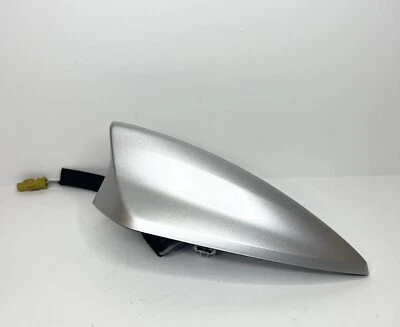 Antena techo aleta de tiburón Buick LaCrosse 2015-2019 AM FM plateado OEM 2295142 Foto 1 de 4