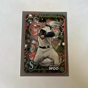 2024 Topps Holiday - Silver Glitter #H193 Bryan Woo (RC) - Picture 1 of 2