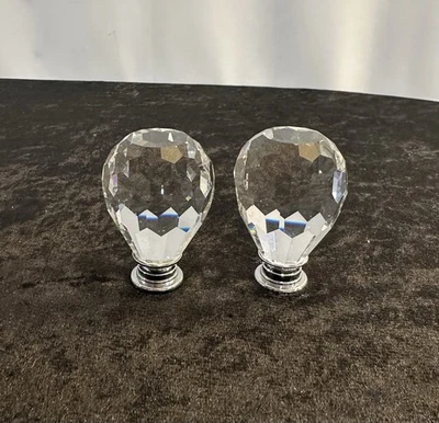 2 tiradores de gabinete de cajón de lágrima de vidrio cortado.  Sin tornillos Foto 1 de 4