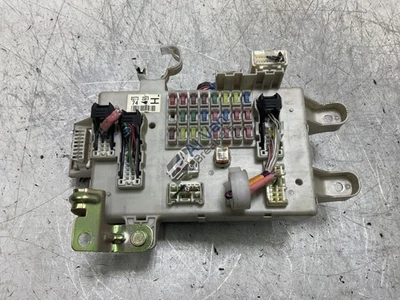 TOYOTA Land Cruiser 120 J12 2003-2009 Fuse Box - Image 1 of 3
