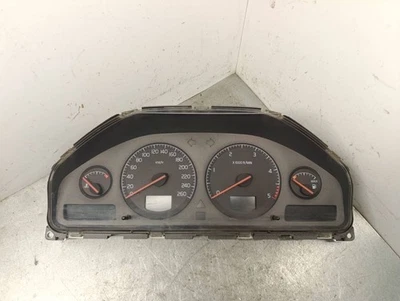 9499671 Volvo V70 2004 velocímetro cuadro de instrumentos PAV20534 Foto 1 de 4