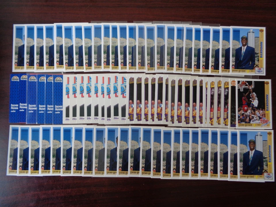 ENORME Surtido Premium Dikembe Mutombo TODAS LAS TARJETAS DE NOVATO Lote de 79-HAWKS Foto 1 de 1