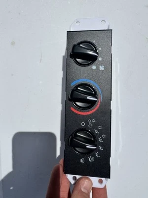 Interruptor Climático A/A para Jeep Wrangler TJ 2005-2006# Reemplazar 55056558AA Foto 1 de 2