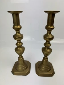 Antico candelabro in ottone XIX secolo - coppia - altezza 31 cm - Foto 1 di 6