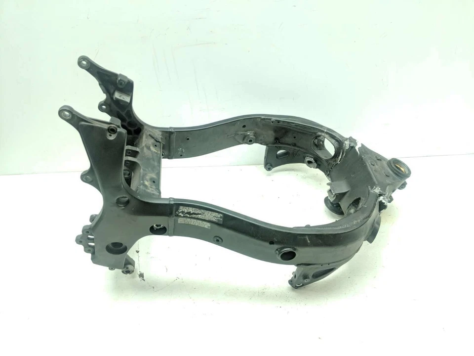 08 18 Suzuki Hayabusa GSX1300R Main Frame Chassis CRACKED SLVG - Image 1 of 4