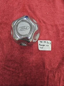 98 99 FORD RANGER OEM CENTER HUB CAP CHROME F57A1A096AB CB MA PA 3258 - Picture 1 of 3