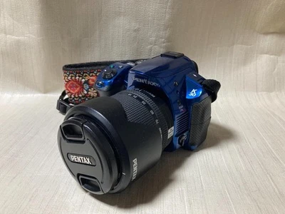 Cámara réflex digital de lente única PENTAX K 30 color azul con 3 lentes y otras Foto 1 de 4