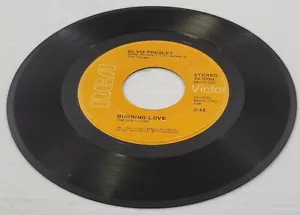 R) Elvis Presley - Burning Love - It's a Matter of Time - 45 RPM Vinyl Record - Foto 1 di 4