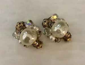 Vintage Earrings Clip On Crystal Faux  Costume Bride Wedding - Picture 1 of 2
