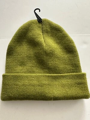 New Urban Outfitters Beanie Green Vert One Size Knit UO Cuffed NWT - Image 1 of 4