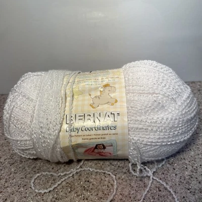 Пряжа Bernat Baby Coordinates белая 5 унций/457 ярдов широкая 3 лампы 71,2% акрил 48005 - Изображение 1 из 4