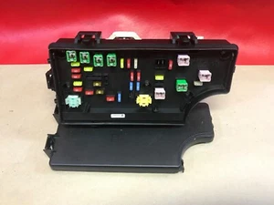 11-14 AVENGER 200 FUSE RELAY BOX INTEGRATED POWER MODULE TIPM P04692346AE ... - Picture 1 of 5