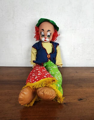 ancienne poupée de clown grande taille et plastique et tissus multicolore - Photo 1/4