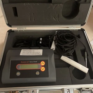 Sistema di misurazione delle radiazioni Radcal Accu-Dose con custodia rigida - Foto 1 di 7