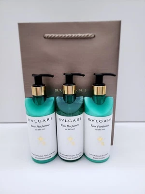 Conjunto de presente Bvlgari 3 peças xampu e gel de banho, condicionador de cabelo e loção corporal - Imagem 1 de 3