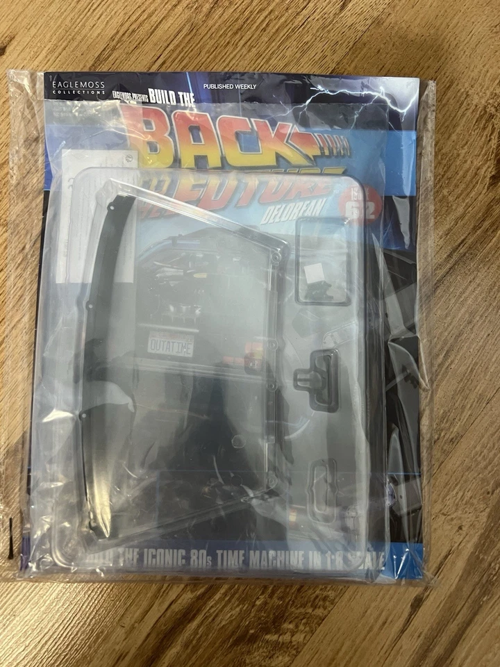 1:8 SCALE EAGLEMOSS BACK TO THE FUTURE BUILD YOUR OWN DELOREAN ISSUE 62 - Image 1 of 1
