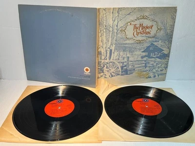 THE MAGIC OF CHRISTMAS 2 Vinyl LPs Various Artists Capitol SWBB-93810 - VG - Image 1 of 4