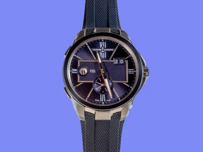 2025 Ulyse Nardin 双时 42 毫米蓝色表盘橡胶表带 (243-20/43) — 第 1/4 张图片