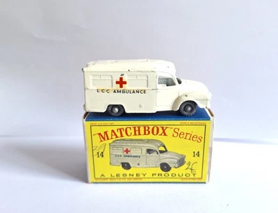 Matchbox 14 Lomas Ambulancia Raras Ruedas Grises!! Foto 1 de 4