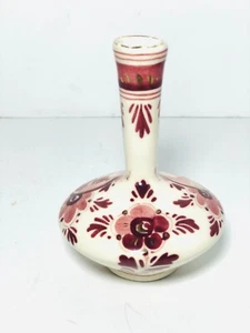 Vintage Delft Regina Rood Miniature Bud Vase #109 Red Ceramic Handpainted Signed - Picture 1 of 7