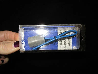 Dorman/Conduct-Tite 85840 交流发电机连接器 62-74 旧 GMC 别克雪佛兰 批量 9 — 第 1/4 张图片