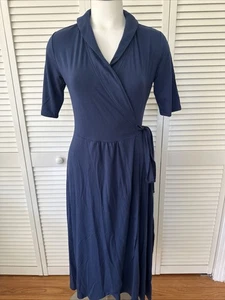 Neu mit Etikett Quitte dunkelblau Tencel Midi Wickel Maxi Kleid M - Bild 1 von 5