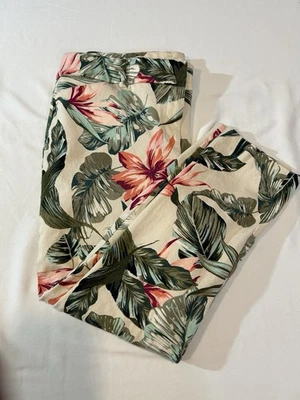 PANTALONES CAPRI ELÁSTICOS TALLA 12 NEW YORK & CO ESTAMPADO FLORAL SUPER LINDO Foto 1 de 4