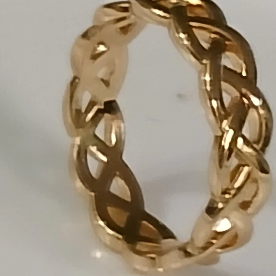 Size 10 18k Gold Plated Celtic Ring Eternity Rope - Image 1 of 4