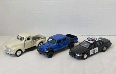 Welly Set Of 3 Collectible Die Cast Vehicles Scale 1:34-39, Pull Back - Image 1 of 4