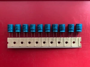 10x 35RX30220M10X12.5 RUBYCON CAP Alum Electrolytic 220UF 35V 130' RADIAL - Picture 1 of 7