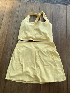 Old Navy Powerchill Matching Active Set Size L, Butter Yellow Sports Bra & Skort - Picture 1 of 9