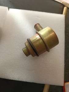 TAPPO SFIATO INTRODUZIONE OLIO MOTORE FIAT PANDA 30 650cc MOTORE 141A0000 - Imagen 1 de 5