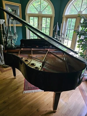 YAMAHA DISKLAVIER E3 Baby Grand Piano 5'3" Satin Ebony - 2011 - Image 1 of 4
